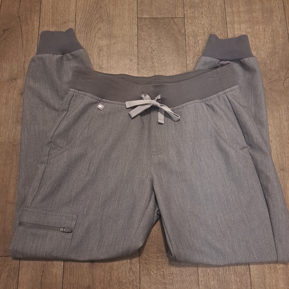 Figs Pants - Figs Womens Gray Scrub Joggers Size XS